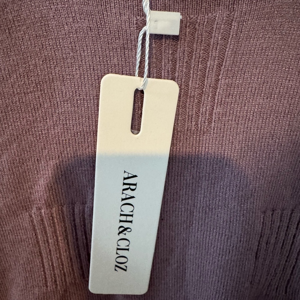 Arach & Cloz Womens Textured Knit Crew Neck Sweater Mauve Purple Size Small NWT - Picture 2 of 3